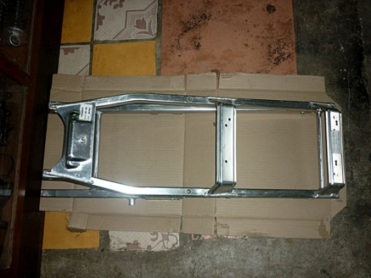 ขายโครง ''อลูมีเนียม'' 1,200 บ.