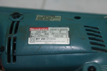 สว่านเจาะกระแทก 4 หุน Makita รุ่น NHP1300S พร้อมใช้งานครับ สว่านเจาะกระแทก 4 หุน Makita รุ่น NHP1300S พร้อมใช้งานครับ