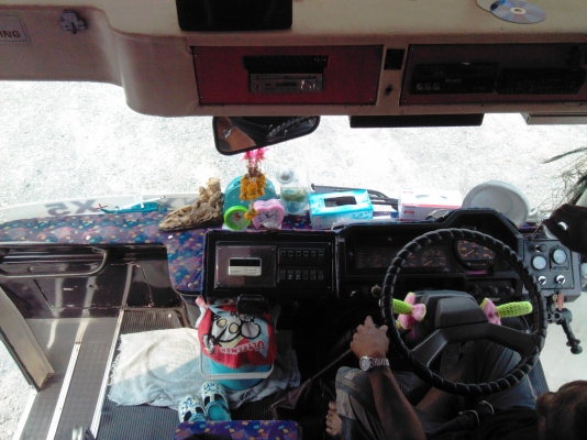 ขายด่วน...บัส 6 ล้อ Hino เขาควาย ตัวถังมังกรฟ้าเชิดชัย ระบบถุงลม เบรคแห้ง แอร์ไฟฟ้า เครื่องใหม่ Deawoo 360 HP INTER TURBO ขายด่วน...บัส 6 ล้อ Hino เขาควาย ตัวถังมังกรฟ้าเชิดชัย ระบบถุงลม เบรคแห้ง แอร์ไฟฟ้า เครื่องใหม่ Deawoo 360 HP INTER TURBO