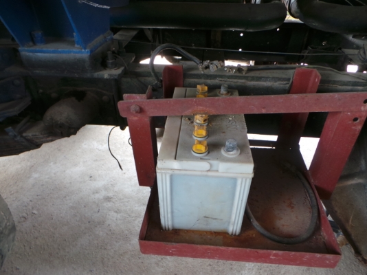 ISUZU  100  แรงม้า  หัวบางเดิม  เครื่องเดิม มีเล่มทะเบียนค่ะ