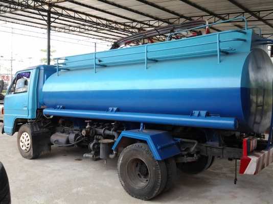 ISUZU  100  แรงม้า  หัวบางเดิม  เครื่องเดิม มีเล่มทะเบียนค่ะ