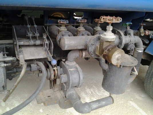 ISUZU  100  แรงม้า  หัวบางเดิม  เครื่องเดิม มีเล่มทะเบียนค่ะ