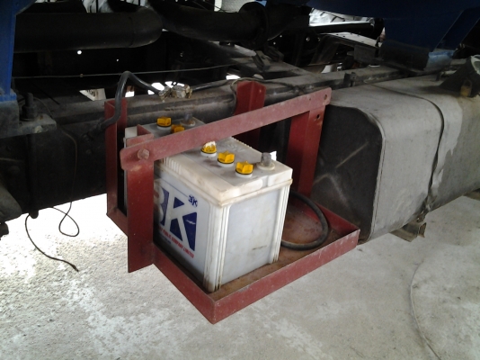 ISUZU  100  แรงม้า  หัวบางเดิม  เครื่องเดิม มีเล่มทะเบียนค่ะ