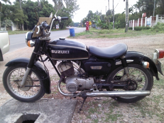 ขาย  รถมอเตอร์ไซค์โบราณซูซูกิ  k 125cc ทะเบียนพอมชุดโอน