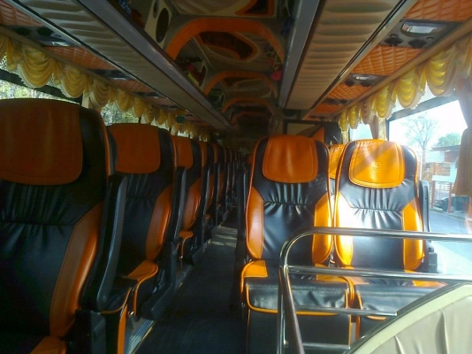 SCANIA 360 HP รถบัสนำเที่ยว 2 ชั้นปรับอากาศ 8 ล้อ ตัวถังบ้านโป่ง สแกนเนียเต็มตัวทั้งช่วงล่างและเครื่องยนต์ สวยจัดทั้งภายนอกและภายใน ระบบเครื่องเสียงแสงสีความบันเทิงเต็มรูปแบบพร้อมใช้งาน เอกสารทะเบียนภาษีเต็มครบพร้อมโอน ราคาต่อรองได้นะครับ