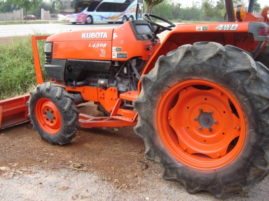 KUBOTA L4508 พร้อมใบดันคูโบต้าของแท้