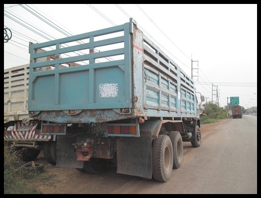 สิบล้อร๊อคกี้ 210 วางเครื่อง 320 แม่+ลูก