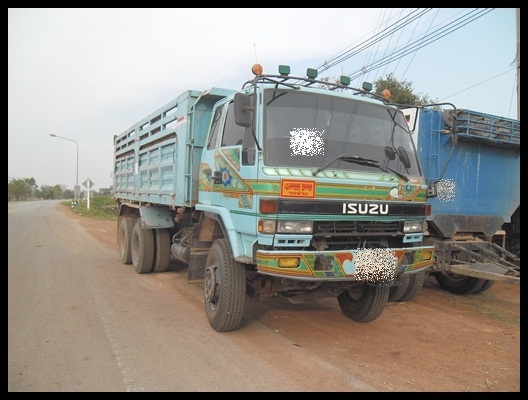 สิบล้อร๊อคกี้ 210 วางเครื่อง 320 แม่+ลูก