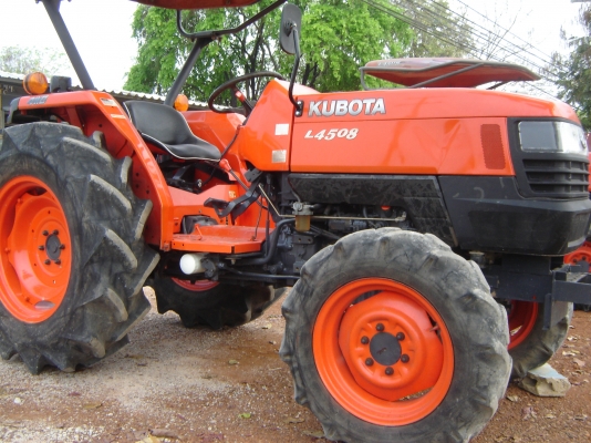 KUBOTA L4508  (45แรงม้า)พร้อมโรตารี่ปั่นดินของคูโบต้า