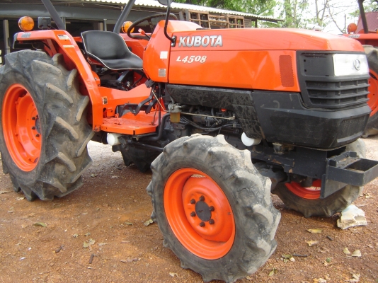 KUBOTA L4508  (45แรงม้า)พร้อมโรตารี่ปั่นดินของคูโบต้า