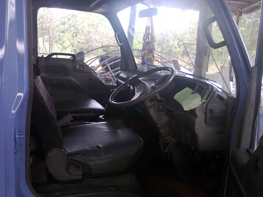 (ลดราคาลงอีก)ขาย NPR 120 ห้างแท้ปี41 สภาพเดิมๆ เครื่องดี แชชซีสวยๆเลยครับ