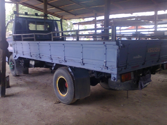 (ลดราคาลงอีก)ขาย NPR 120 ห้างแท้ปี41 สภาพเดิมๆ เครื่องดี แชชซีสวยๆเลยครับ