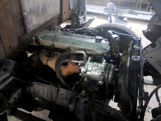 (ลดราคาลงอีก)ขาย NPR 120 ห้างแท้ปี41 สภาพเดิมๆ เครื่องดี แชชซีสวยๆเลยครับ