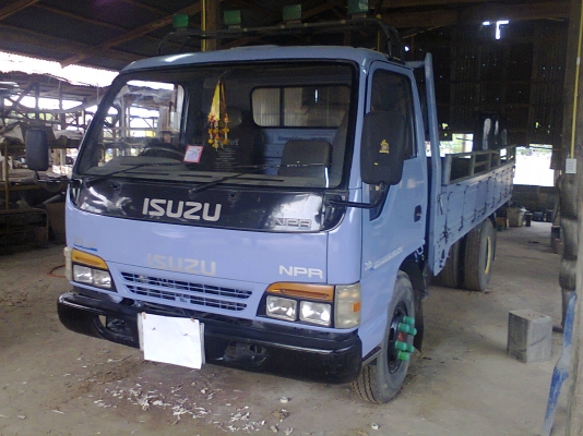 (ลดราคาลงอีก)ขาย NPR 120 ห้างแท้ปี41 สภาพเดิมๆ เครื่องดี แชชซีสวยๆเลยครับ