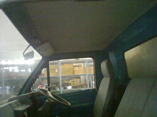 ขาย 6 ล้อบรรทุกตู้เย็น NPR 115 ปี 36 กระบะยาว 4.30 เมตร เกียร์สั้น คัสซีสวยมาก เก๋งบางเดิม เครื่องแห้ง แอร์เย็น ยางเต็ม ทะเบียนพร้อโอน