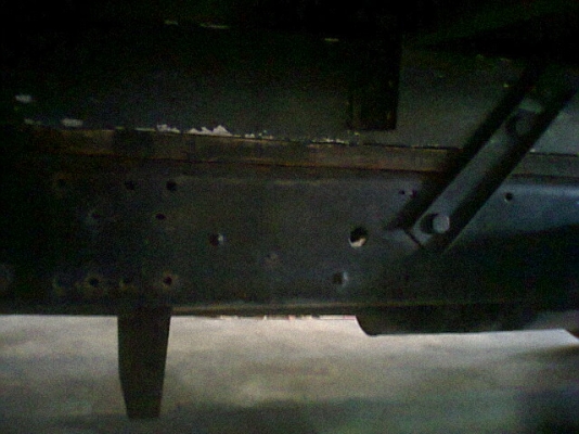 ขาย 6 ล้อบรรทุกตู้เย็น NPR 115 ปี 36 กระบะยาว 4.30 เมตร เกียร์สั้น คัสซีสวยมาก เก๋งบางเดิม เครื่องแห้ง แอร์เย็น ยางเต็ม ทะเบียนพร้อโอน