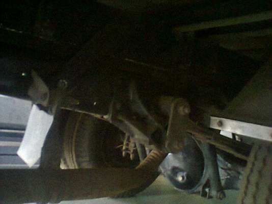 ขาย 6 ล้อบรรทุกตู้เย็น NPR 115 ปี 36 กระบะยาว 4.30 เมตร เกียร์สั้น คัสซีสวยมาก เก๋งบางเดิม เครื่องแห้ง แอร์เย็น ยางเต็ม ทะเบียนพร้อโอน