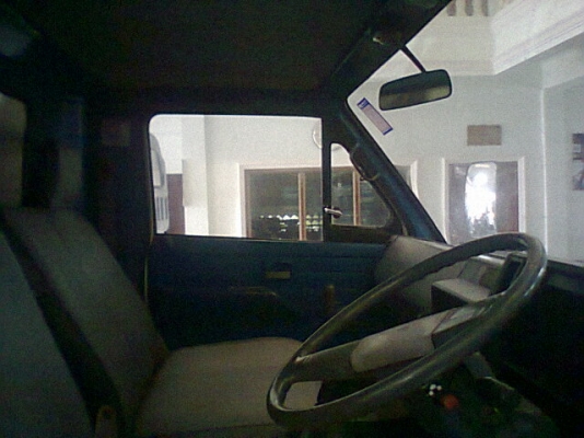 ขาย 6 ล้อบรรทุกตู้เย็น NPR 115 ปี 36 กระบะยาว 4.30 เมตร เกียร์สั้น คัสซีสวยมาก เก๋งบางเดิม เครื่องแห้ง แอร์เย็น ยางเต็ม ทะเบียนพร้อโอน