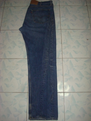 # 8379 # ยีนส์ Levi's 501 ผ้าทราย ของแท้ มือสอง เอว 41 ยาว 32 ตะเข็บสวยๆ made in usa