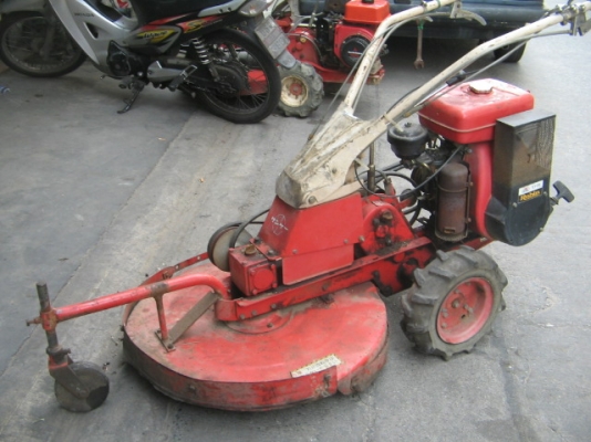 ขาย รถตัดหญ้าเดินตาม ยี่ห้อ Robin เครื่องไม่ติด นำเข้าญี่ปุ่น ราคา 7,500 ขาย รถตัดหญ้าเดินตาม ยี่ห้อ Robin เครื่องไม่ติด นำเข้าญี่ปุ่น ราคา 7,500