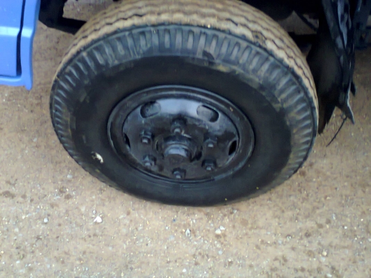 ขาย NPR 115 ห้างแท้  F หน้า-หลัง เครื่องดีมากๆ แชชซีสวยๆเลยครับ