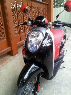 ขาย SCOPPY i รถ8เดือน เหมือนใหม่ รถสวย