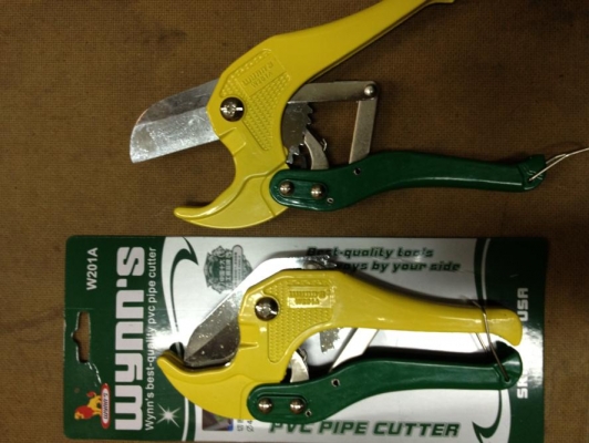 กรรไกรตัดท่อ PVC WYNN's  ตัดได้ หนึ่งนิ้วครึ่ง