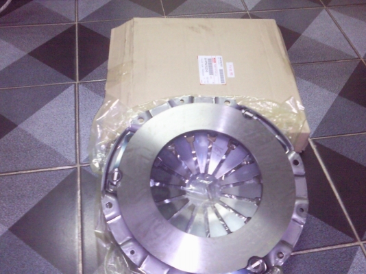 ขายหวีครัชdmax เครื่อง2500cc แท้ขาย1500[บาท