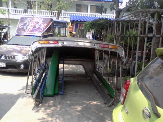 หลังคาสองเเถวสเตนเลส