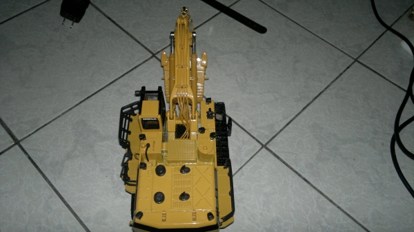 ขาย รถ caterpillar รุ่น 5110B ขาย รถ caterpillar รุ่น 5110B