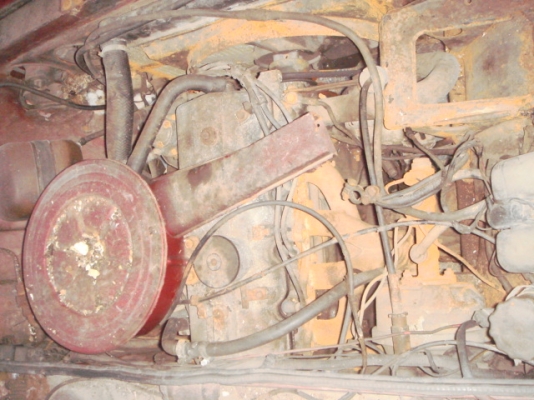 ขออนุญาตขายรถ fiat 124 spacial t ดิสเบรค 4 ล้อ สียังดีอุปกรณ์เดิมอยู่ครบ มีทะเบียน ราคา 20000 บาท