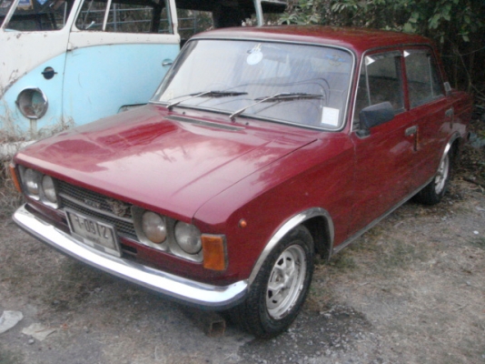 ขออนุญาตขายรถ fiat 124 spacial t ดิสเบรค 4 ล้อ สียังดีอุปกรณ์เดิมอยู่ครบ มีทะเบียน ราคา 20000 บาท