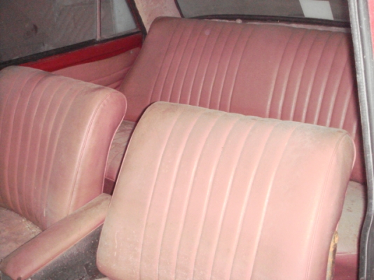 ขออนุญาตขายรถ fiat 124 spacial t ดิสเบรค 4 ล้อ สียังดีอุปกรณ์เดิมอยู่ครบ มีทะเบียน ราคา 20000 บาท