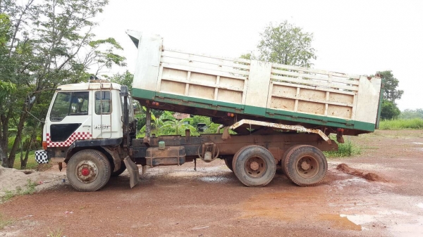 ขาย 10 ล้อดั้ม ไอ้หลง FN527M-TD5201 เครื่องเดิม 6D16 195 แรงม้า เกียร์ 10 สปีด คัสซีสวยตลอดเส้น เบรคใหญ่ เพลาบุ๋ม ทะเบียนพร้อมโอนครับ ขาย 10 ล้อดั้ม ไอ้หลง FN527M-TD5201 เครื่องเดิม 6D16 195 แรงม้า เกียร์ 10 สปีด คัสซีสวยตลอดเส้น เบรคใหญ่ เพลาบุ๋ม ทะเบียนพร้อมโอนครับ