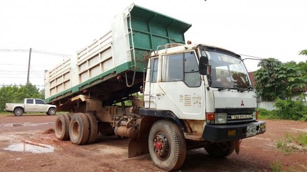 ขาย 10 ล้อดั้ม ไอ้หลง FN527M-TD5201 เครื่องเดิม 6D16 195 แรงม้า เกียร์ 10 สปีด คัสซีสวยตลอดเส้น เบรคใหญ่ เพลาบุ๋ม ทะเบียนพร้อมโอนครับ ขาย 10 ล้อดั้ม ไอ้หลง FN527M-TD5201 เครื่องเดิม 6D16 195 แรงม้า เกียร์ 10 สปีด คัสซีสวยตลอดเส้น เบรคใหญ่ เพลาบุ๋ม ทะเบียนพร้อมโอนครับ