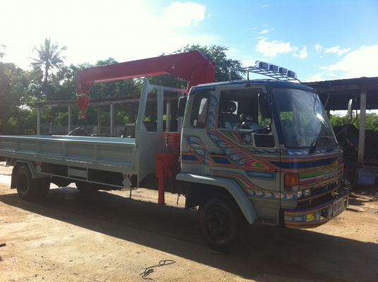 ISUZU FRR เครื่อง 175 แรงม้า ยางใหม่ 6 เส้น เทรน Tadano 4 ตัน ท้อง V เบรกทิฟฟี่ กระบะกว้าง 2.20 ม.ยาว 6.40 ม. ยางใหม่ 6 เส้น ทะเบียนพร้อมโอน ISUZU FRR เครื่อง 175 แรงม้า ยางใหม่ 6 เส้น เทรน Tadano 4 ตัน ท้อง V เบรกทิฟฟี่ กระบะกว้าง 2.20 ม.ยาว 6.40 ม. ยางใหม่ 6 เส้น ทะเบียนพร้อมโอน