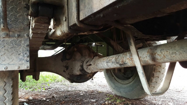 ขาย 6 ล้อหัวยาว TOYOTA ไม่มีทะเบียน เครื่อง 160 แรง คัสซีสวย ยางมีให้ครบ ราคาลดได้นิดหน่อยครับ