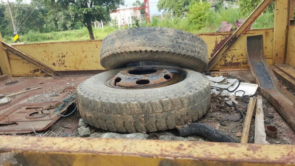 ขาย 6 ล้อหัวยาว TOYOTA ไม่มีทะเบียน เครื่อง 160 แรง คัสซีสวย ยางมีให้ครบ ราคาลดได้นิดหน่อยครับ