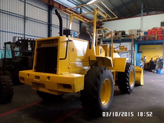 ขายรถตัก TCM E830