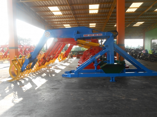 ขายเครื่องคีบอ้อย FORD 5000-6600-6610 ของมือ1 โรงงานปัญญาประดิษฐ์จักรกล