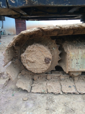 KOMATSU 120-5 รถพร้อมใช้ เครื่องดี ช่วงล่างใช้ได้ KOMATSU 120-5 รถพร้อมใช้ เครื่องดี ช่วงล่างใช้ได้