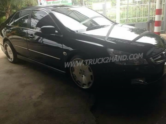 ขายฮอนด้า แอ็คครอดปี 2004 สีดำเกียร์ออโต้รถใช้มือเดียว