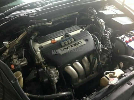 ขายฮอนด้า แอ็คครอดปี 2004 สีดำเกียร์ออโต้รถใช้มือเดียว