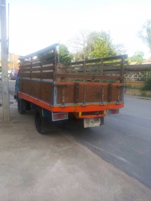 Toyota Dyna 4 ล้อ หนุ่มทางหลวง Toyota Dyna 4 ล้อ หนุ่มทางหลวง