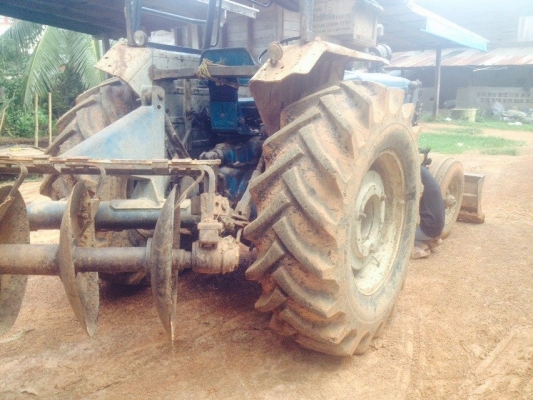 FORD 6600 ไอดีกลม T5  ปั้มเหลี่ยม ใบดัน หาง6 เล่มพร้อม