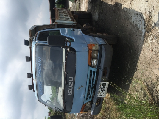 ขายNPR120ฝาดำปี38. กะบะดั้ม. ช่วงล่างเอฟ. เครื่องดีมากๆ