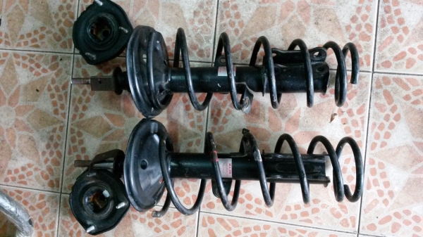 โช๊คอัพโตโยต้าสามห่วง