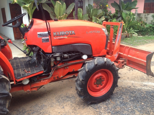 รถไถ KUBOTA L4708 (ราคา395,000 บาท) มีภาพวีดีโอ อายุการใช้งาน 1,508 พร้อมอุปกรณ์ 3 รายการ ผานดันหน้า รถไถ KUBOTA L4708 (ราคา395,000 บาท) มีภาพวีดีโอ อายุการใช้งาน 1,508 พร้อมอุปกรณ์ 3 รายการ ผานดันหน้า
