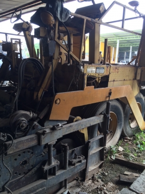 รถปูยาง  สภาพไม่พร้อมใช้งาน..