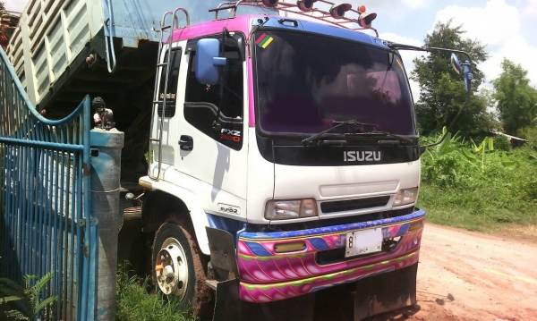 **1,550,000 บ.ต่อรอง /// 10ล้อ2เพลาดั้ม ISUZU DECA-270 ยูโรทู เครื่องดำ พร้อมใช้งาน **ขาย ISUZU DECA FZX-270 EURO-2 เครื่องดำ 10ล้อ2เพลาดั้มเหล็ก สภาพพร้อมใช้งาน ISUZU DECA FXZ23NZF2 4 6SD1-Turbo 270HP EURO-2 เครื่องดำ เฟืองช้า ปี48 เครื่องเดิม เกียร์เดิม